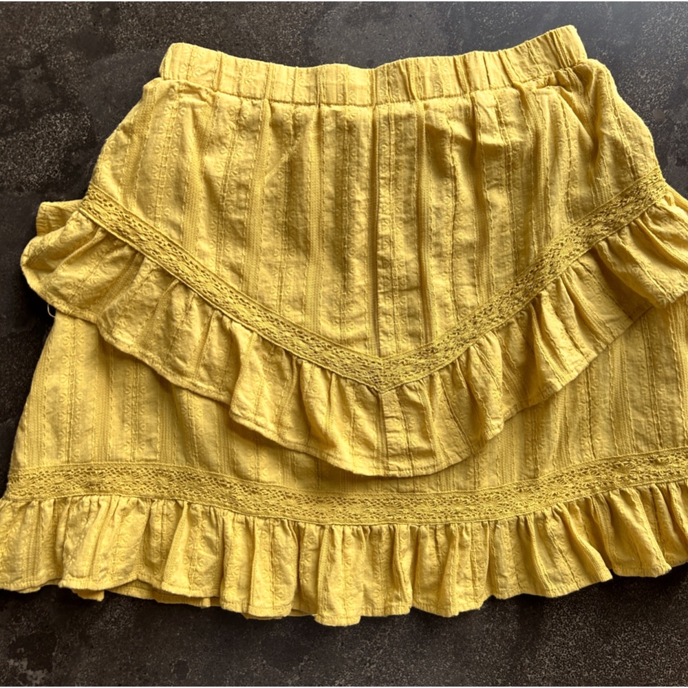 Time and Tru Mustard Mini Skirt XS/S